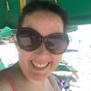 Meet your Posher, Lee